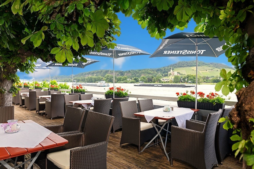Rheinhotel Vier Jahreszeiten 28/40