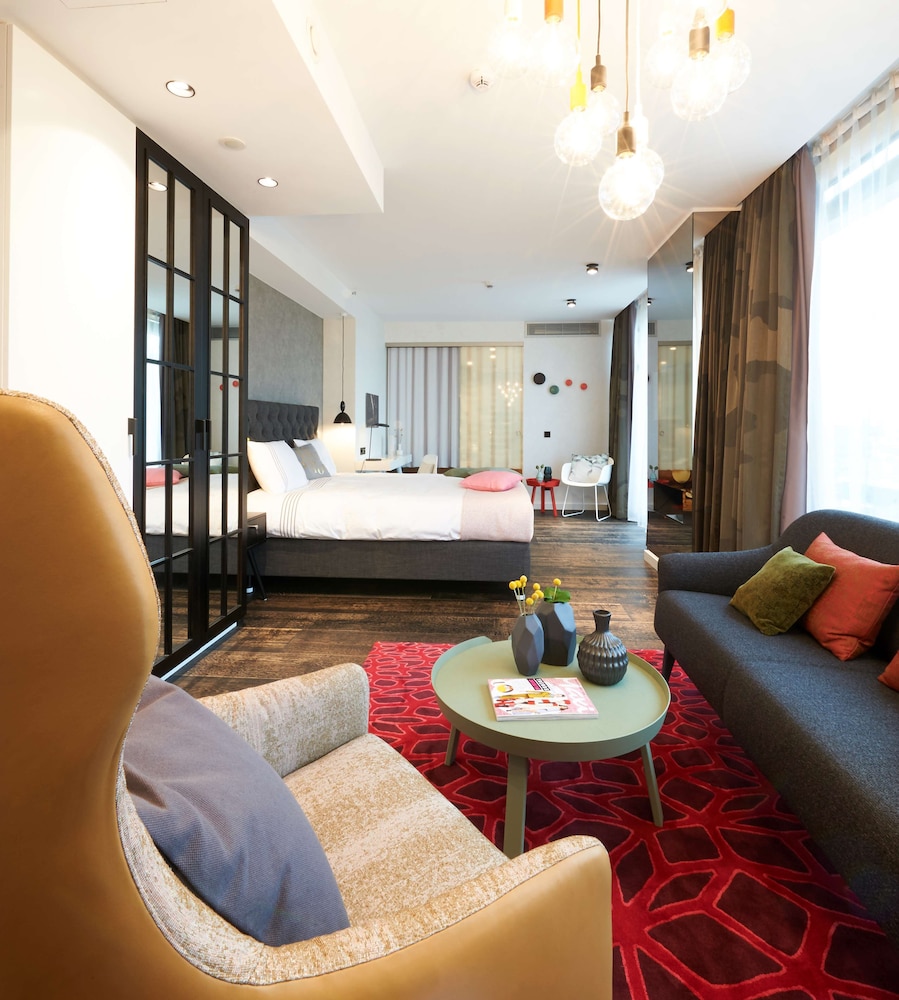 Radisson Blu Hotel Cologne 55/77