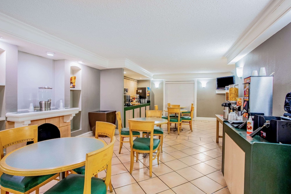 Baymont by Wyndham Abilene 44/48