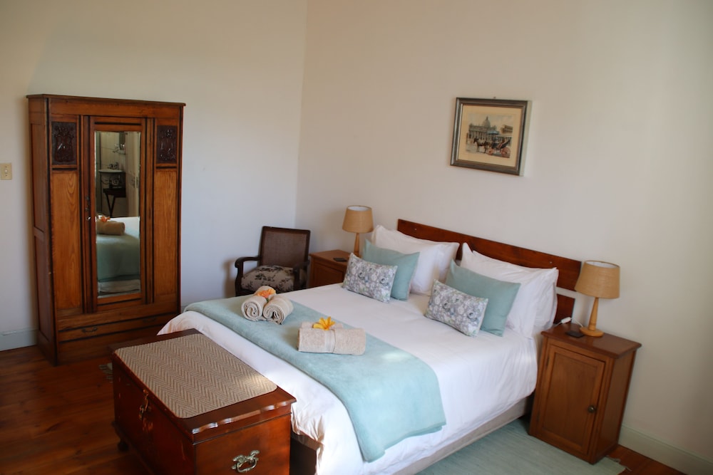 Petal's Place Guest House 11/39