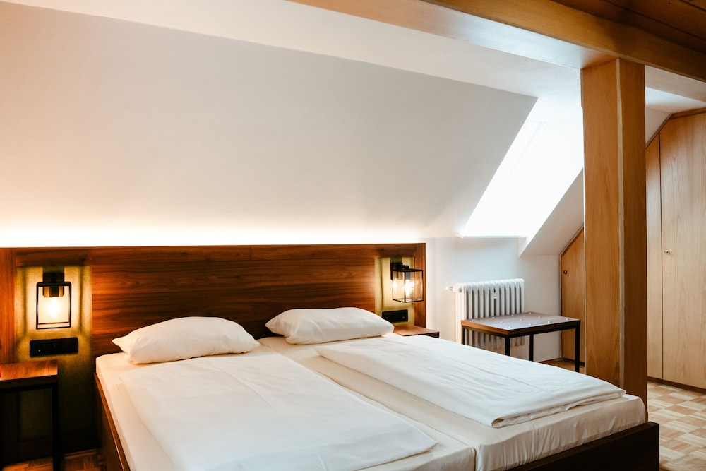 Hotel Gasthof Goldener Greifen 13/50