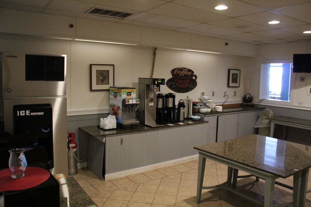 Boothbay Harbor Inn 33/69