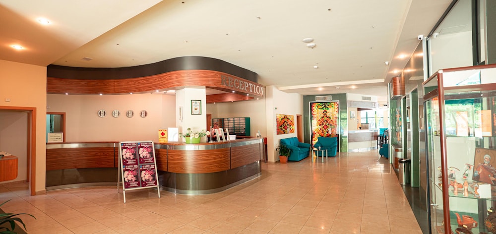 Lobby at Palm Beach Hotel - All Inclusive with Free beach package & Private Beach, VARNA