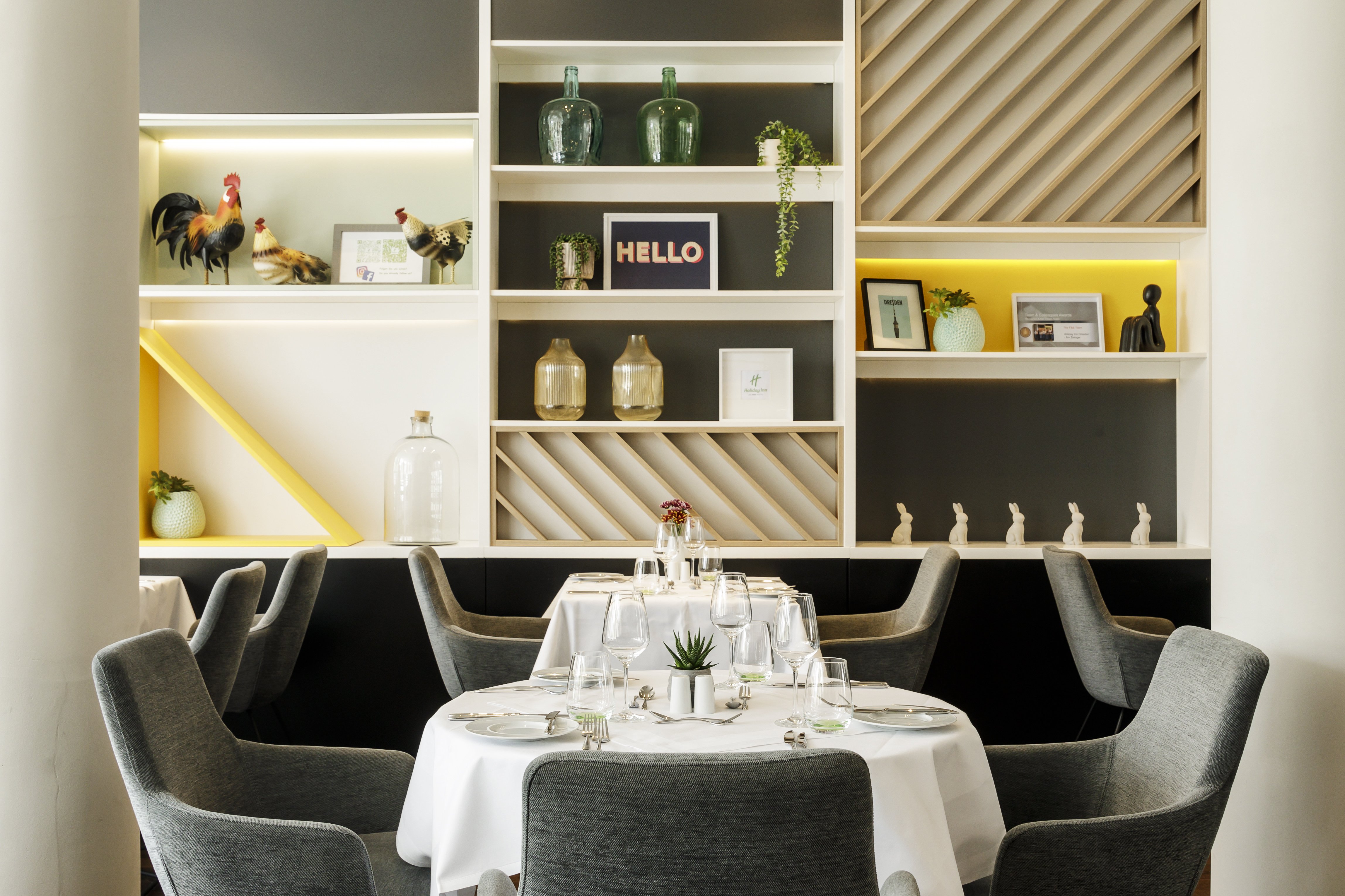 HOLIDAY INN DRESDEN - AM ZWINGER 57/77