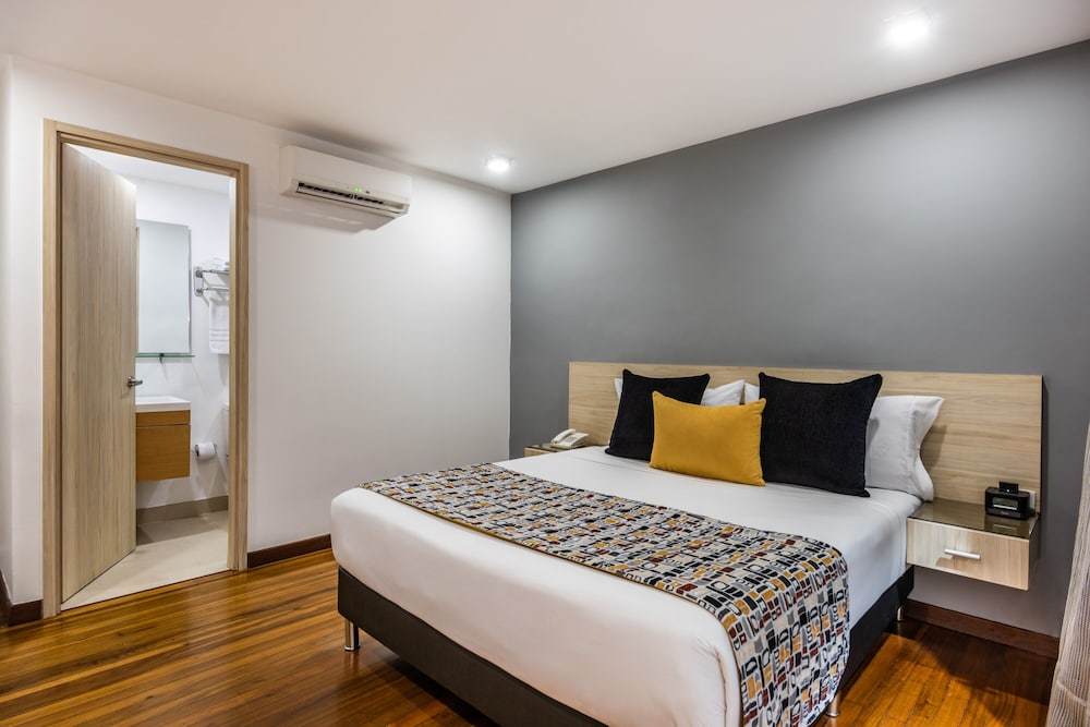 Hotel Asturias Medellin 25/71