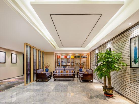 Foshan City Hotel 37/48