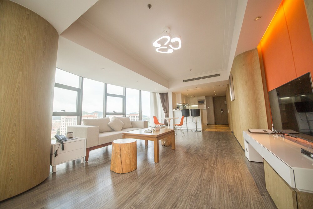 Dahengqin Superior Talent Residence 27/38