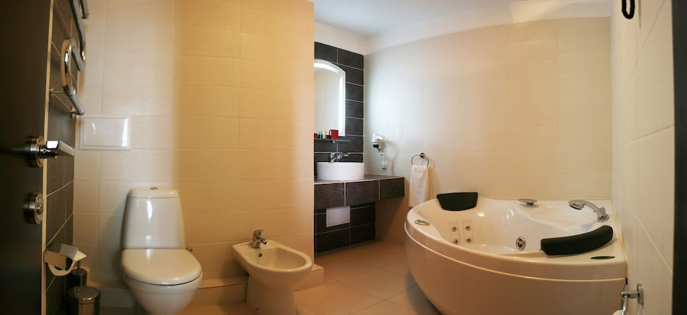Kazakhstan Hotel 38/87