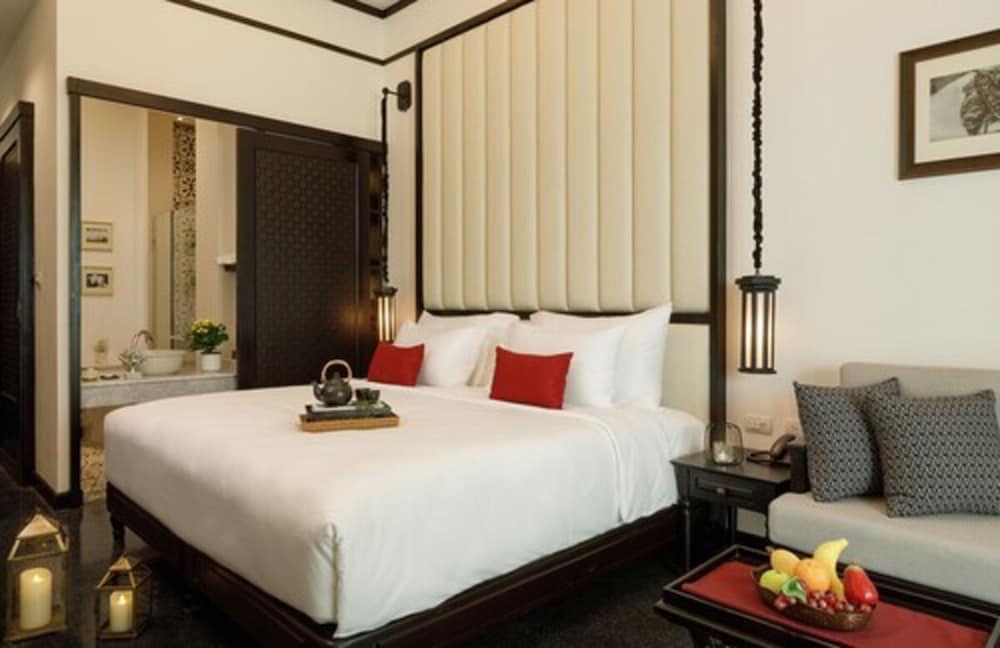 Aksara Heritage 24/50
