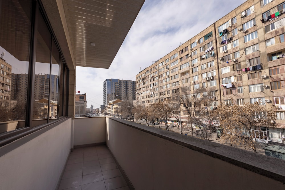 Horizon Hotel Yerevan in YEREVAN