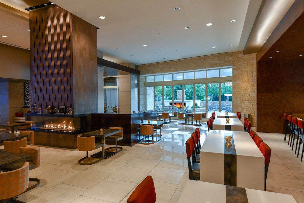 HILTON DALLAS/PLANO GRANITE PARK 64/88