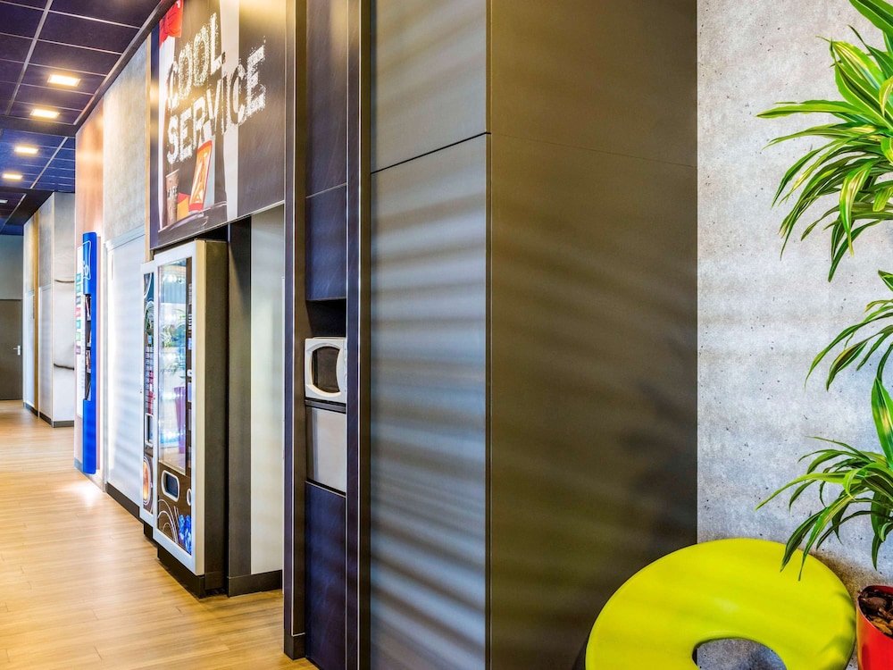 IBIS BUDGET RUEIL MALMAISON 41/47