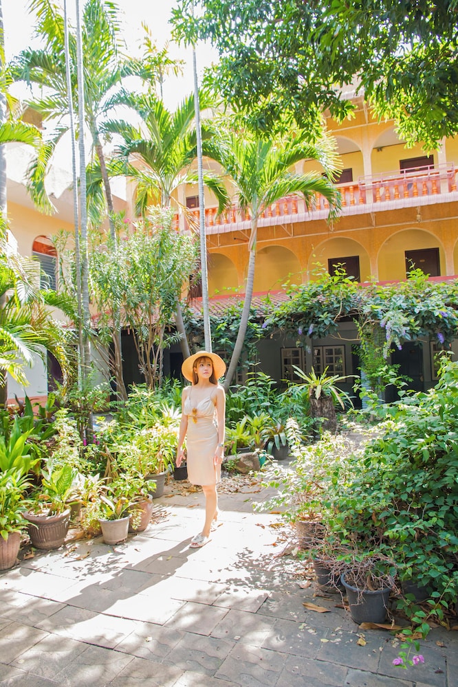 S Lodge Pattaya 39/45