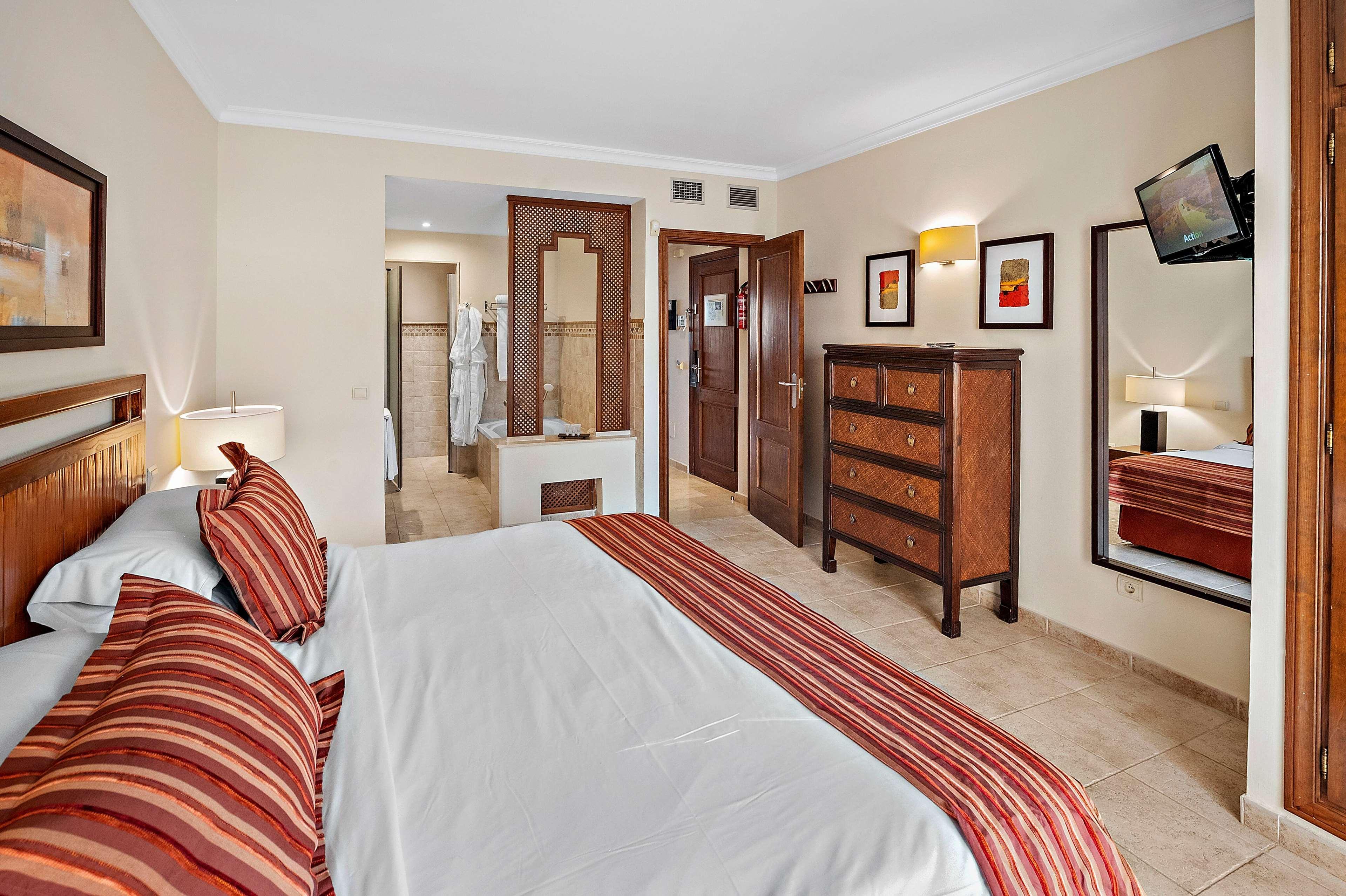 Premium Plus One Bedroom Suite 2+2، Wyndham Grand Costa del Sol 2/10