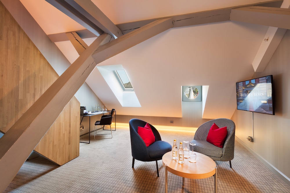 Bergen Bors Hotel 23/32