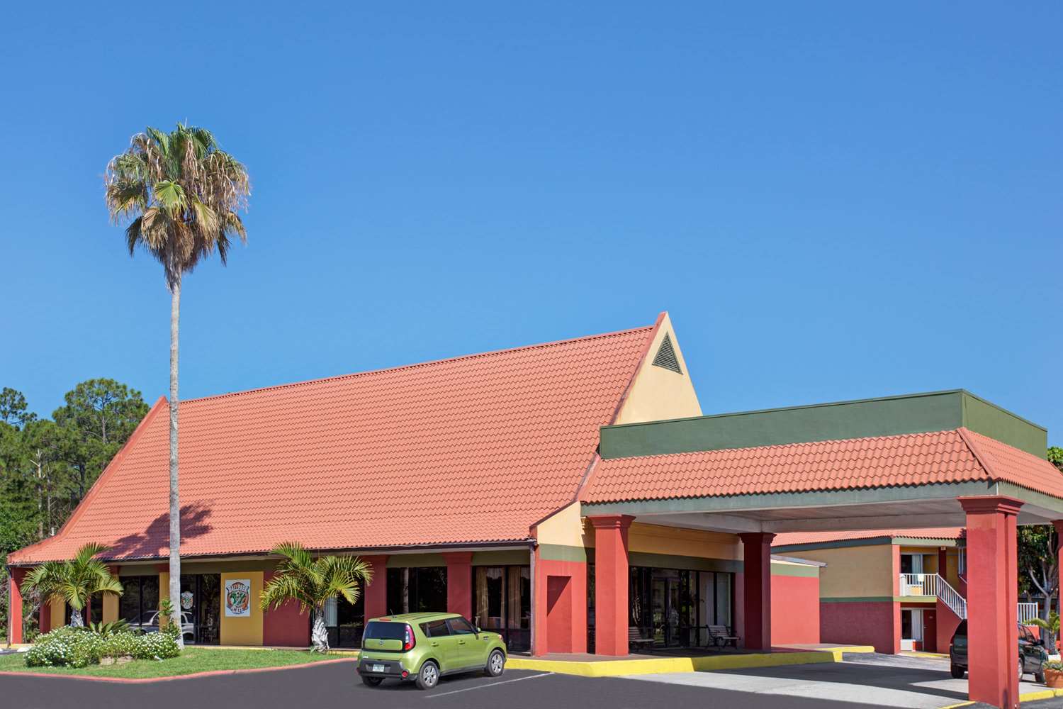 Days Inn By Wyndham Cocoa Cruiseport West At I-95/524 2/42