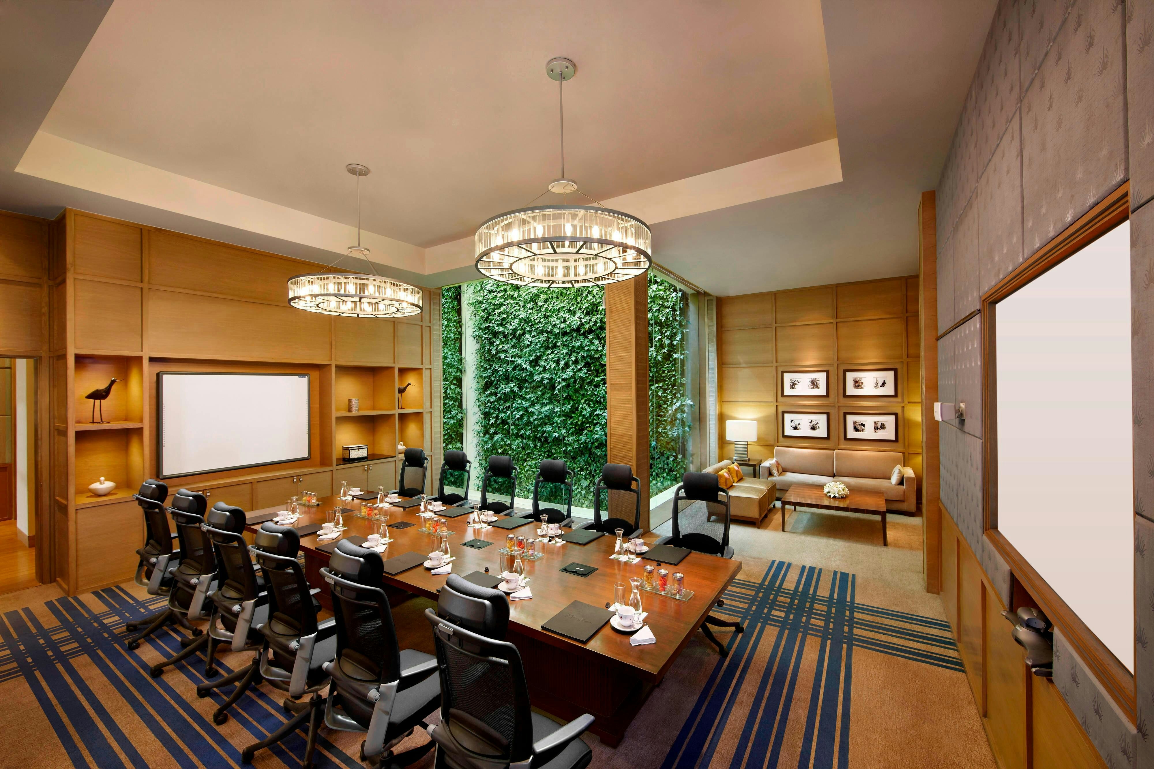 Itc Gardenia A Luxury Collection Hotel 43/47
