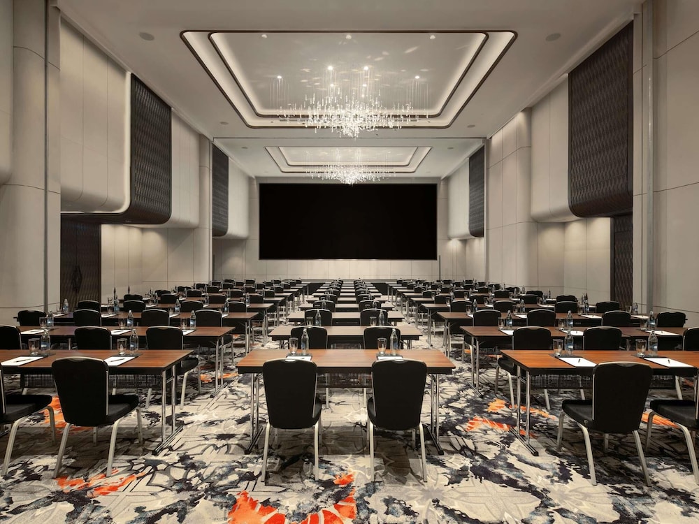Grand Mercure Bangkok Atrium 62/72