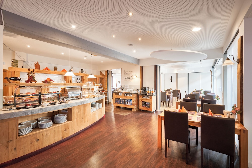 Hotel Stuttgart 21 28/33