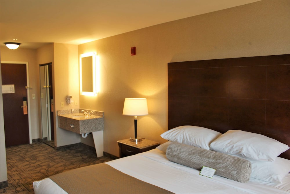 Medallion Inn and Suites 14/46