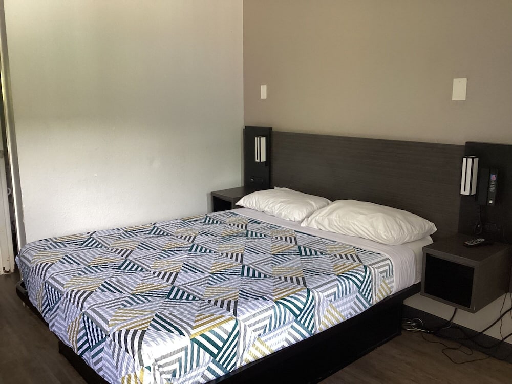 Motel6 Lantana/West Palm Beach, FL 28/60