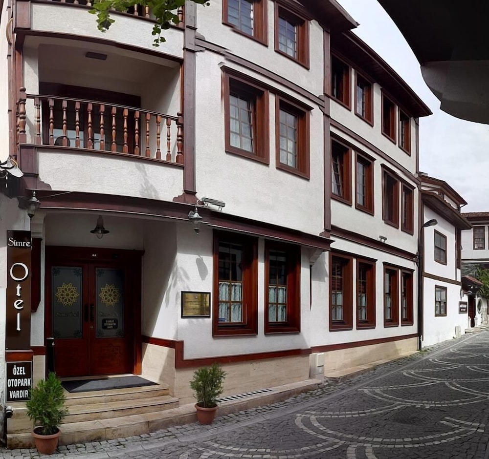 Simre Hotel 5/30