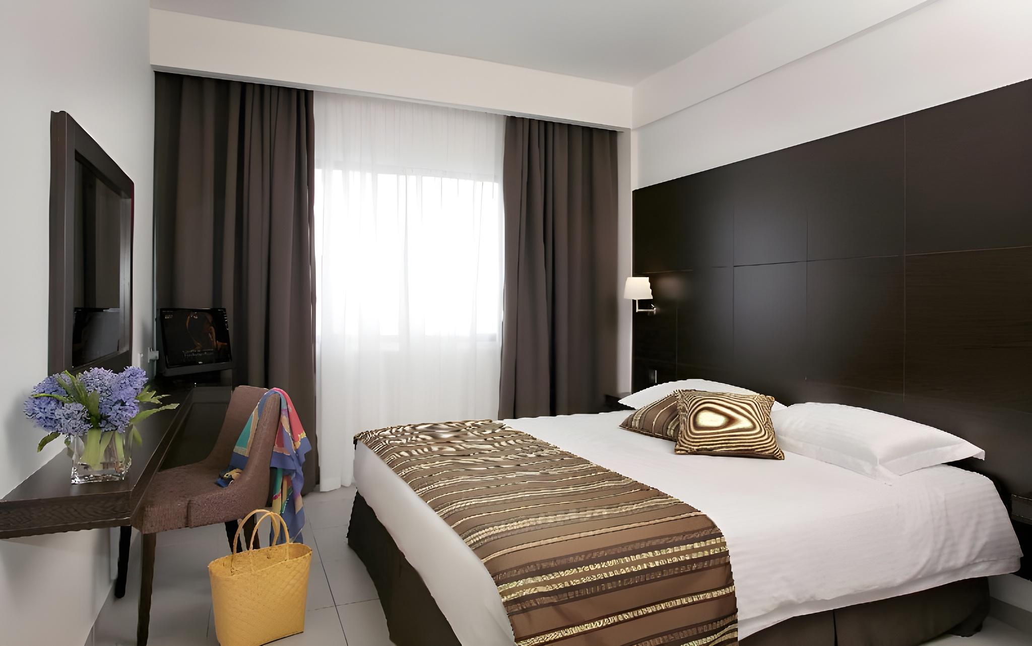 DELUXE, APARTMENT