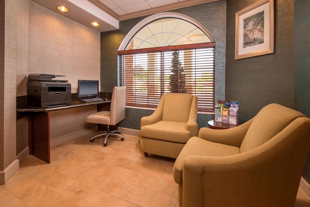 Springhill Suites by Marriott State College 55/63