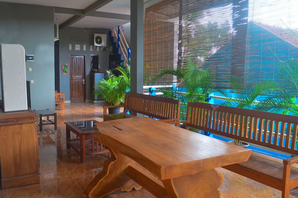 OYO 1145 Rita Guesthouse 16/18