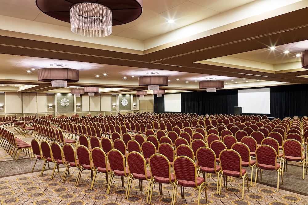 Sheraton Lisle Naperville Hotel 31/34