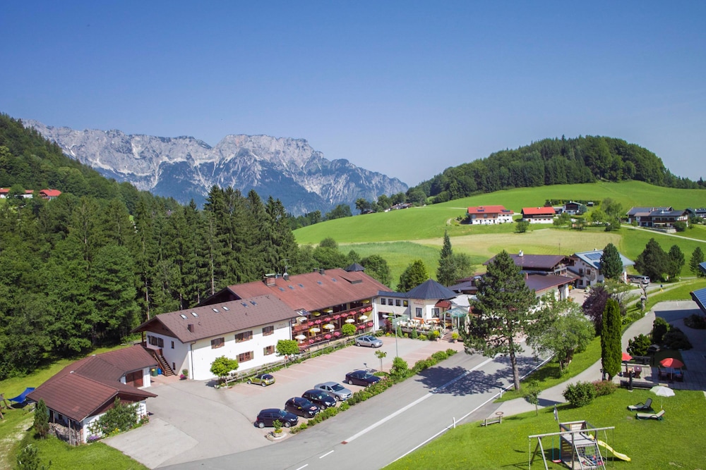 Hotel Neuhausl Berchtesgaden 42/49