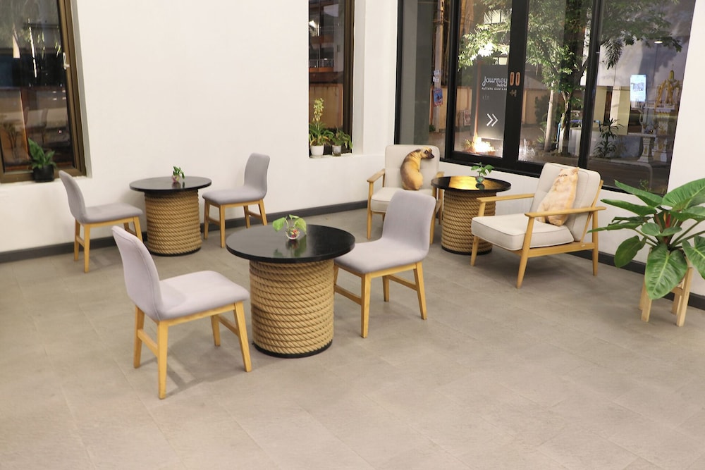 Journeyhub Pattaya Central 44/59