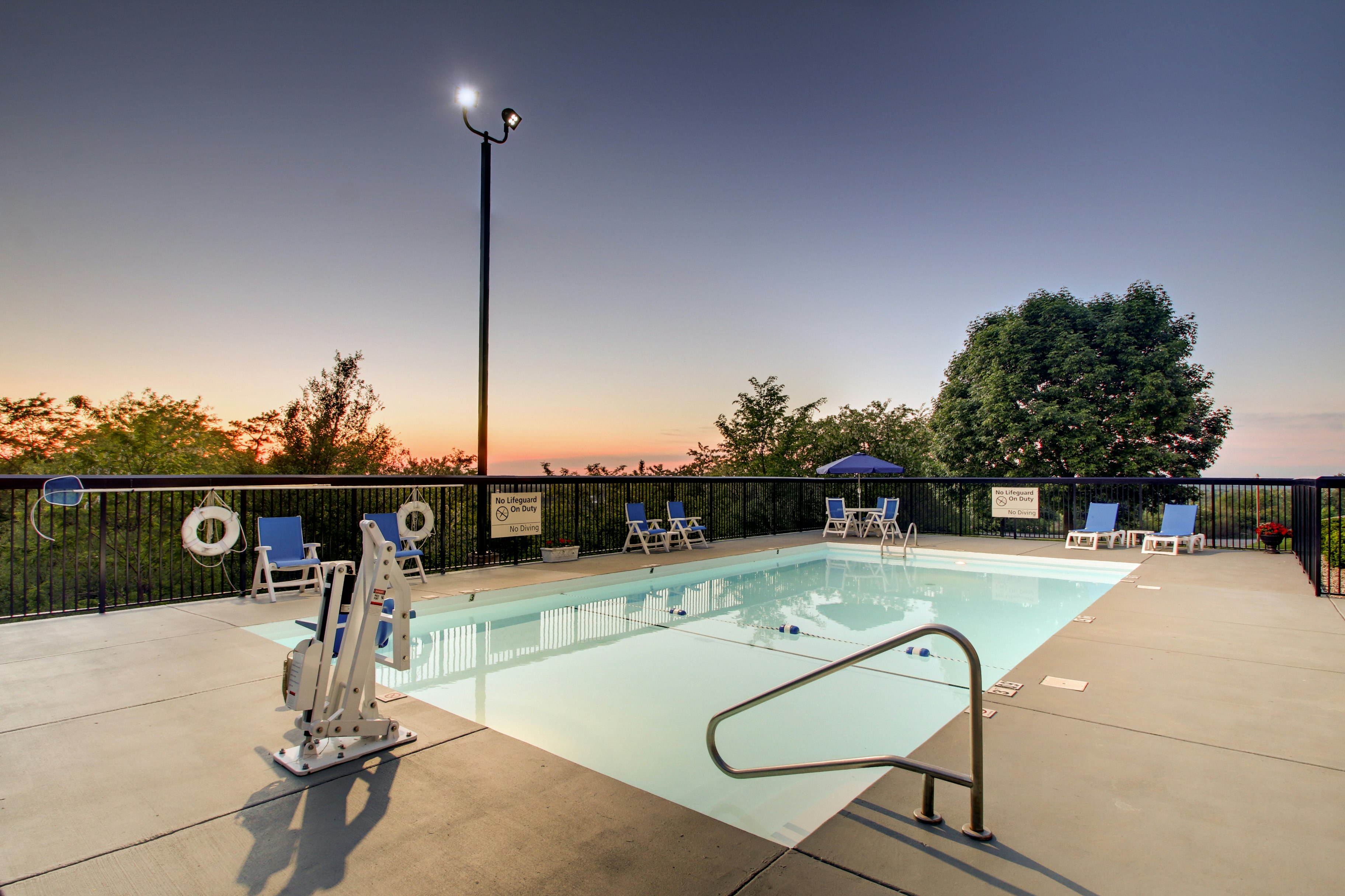 Hampton Inn Rolla 39/56