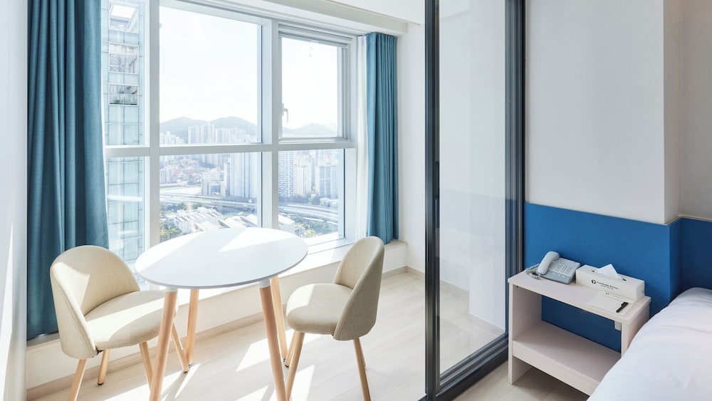 Travelodge Suites Busan Centum 42/68