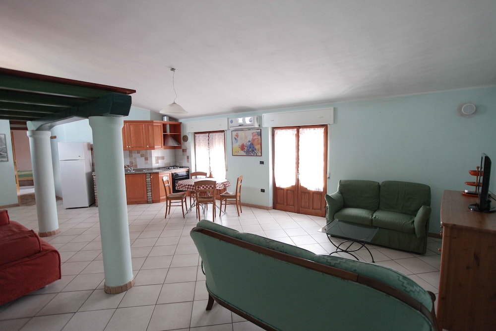 LOCANDA DEGLI ARTISTI 24/50