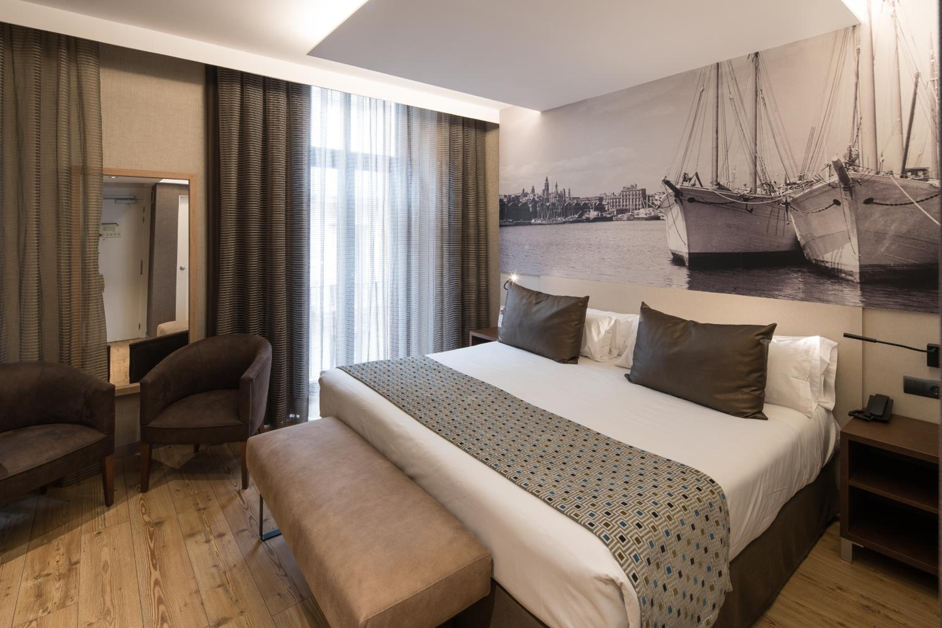 SUPERIOR, DOUBLE BED