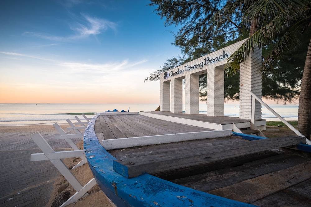 Chaolao Tosang Beach Hotel 37/60
