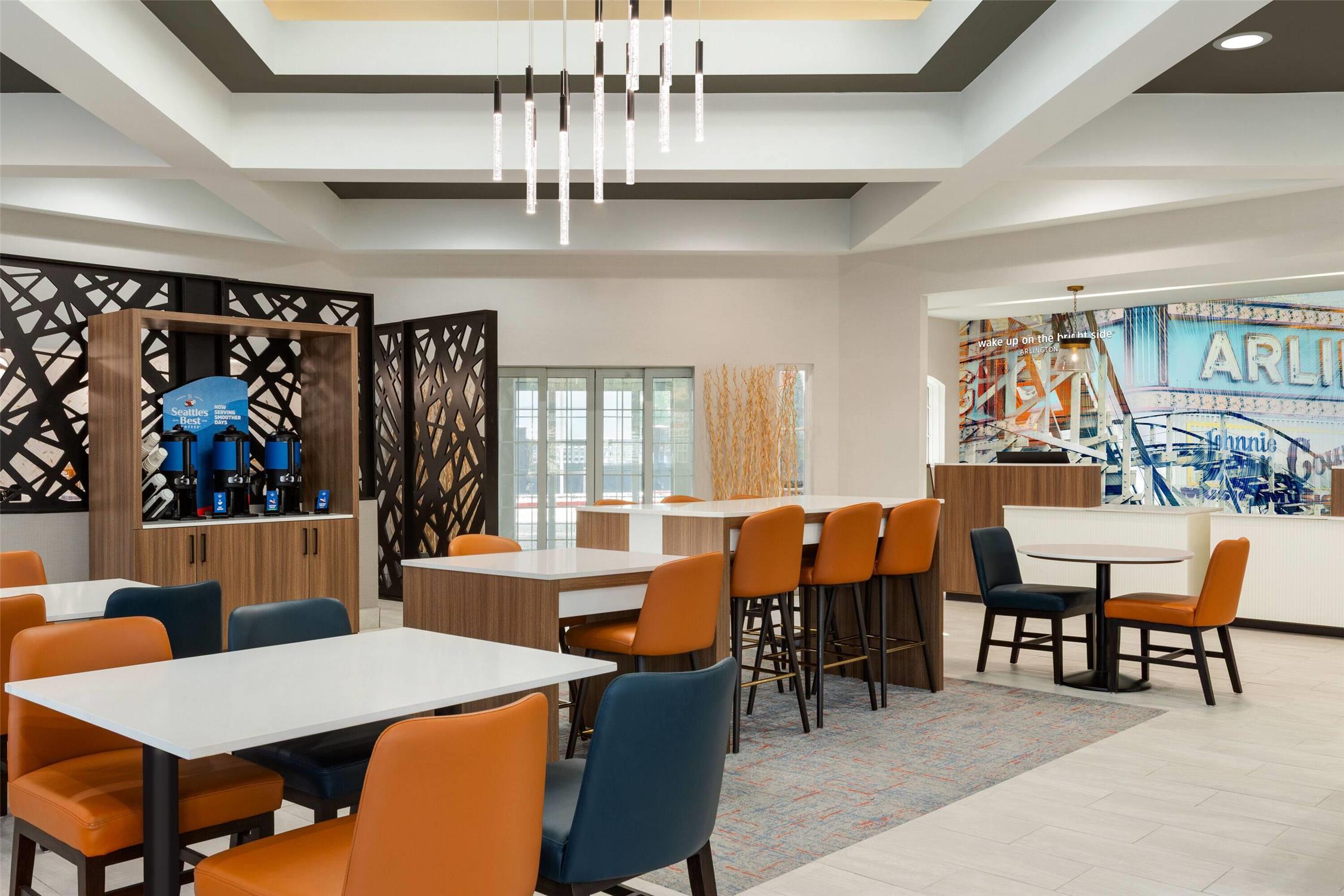La Quinta Inn & Suites by Wyndham Dallas Arlington South 41/66