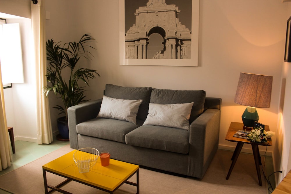 Arco Apartments 24/50