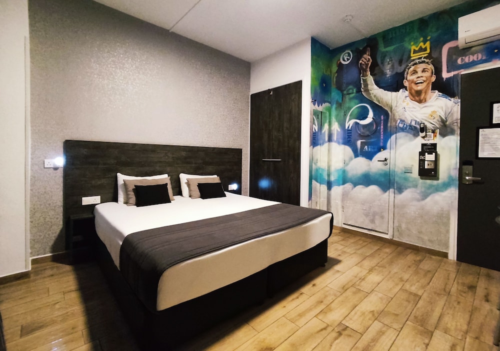 Rise Street Art Hotel 15/63