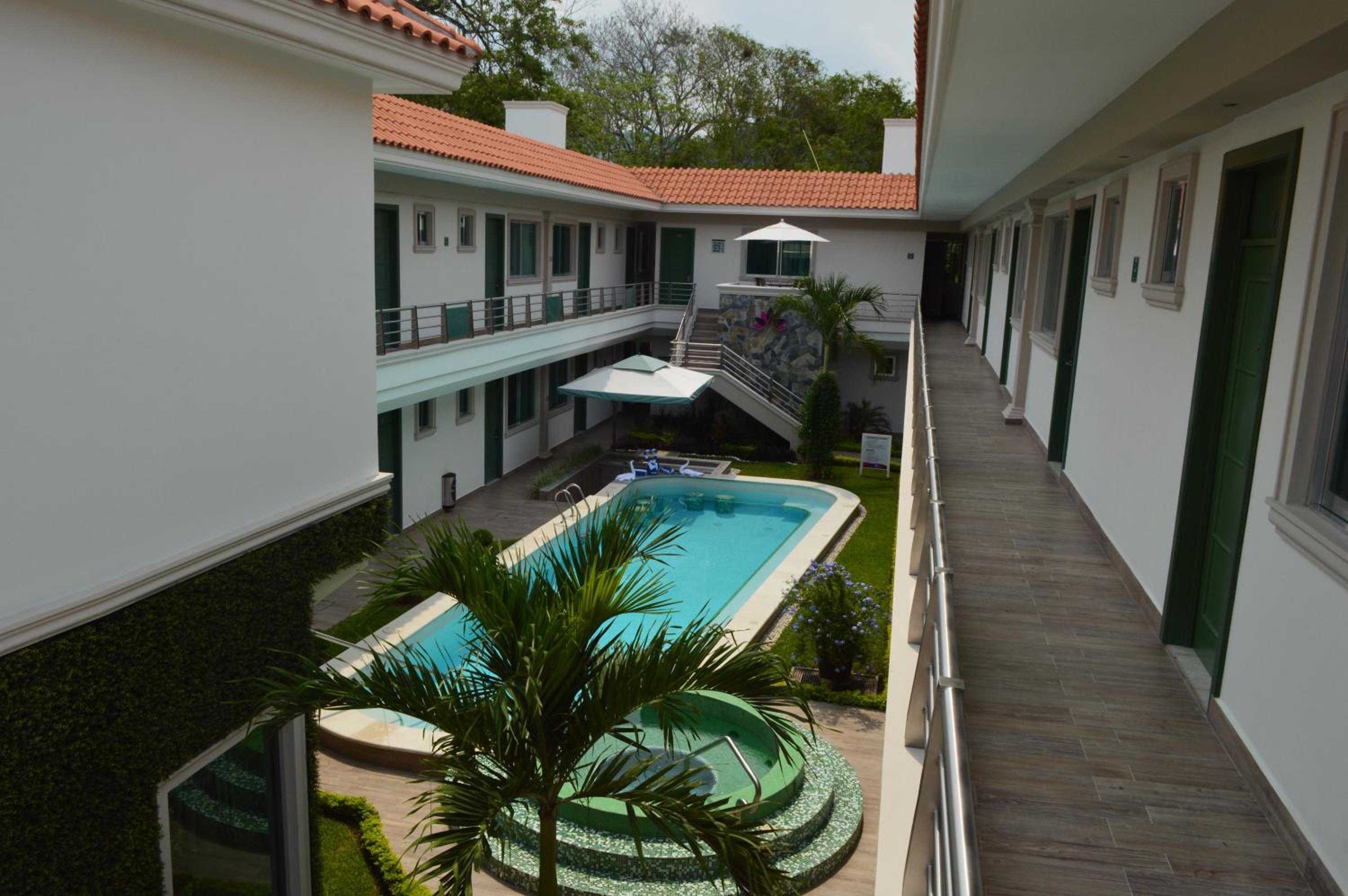 Hotel Villa Magna Poza Rica 37/46