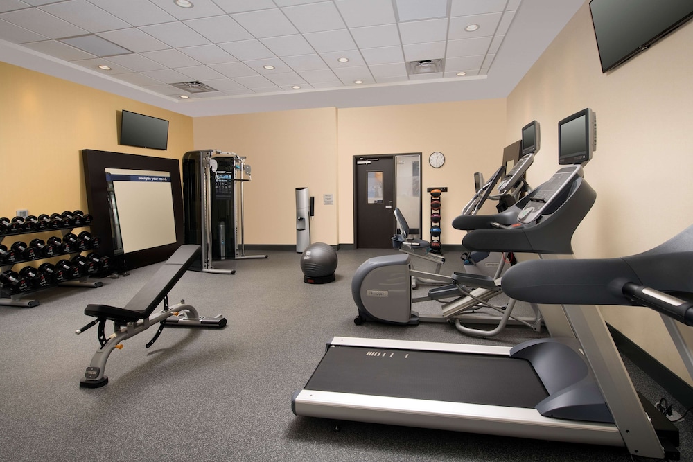 Hampton Inn Huntsville/Village Of Providence Al 23/47