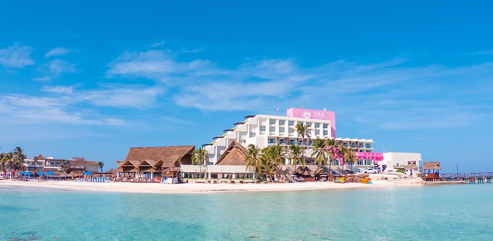 Mia Reef Isla Mujeres All Inclusive 60/66