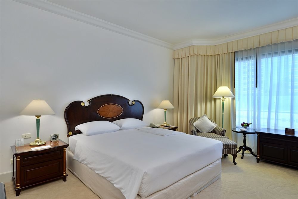 Evergreen Laurel Hotel 24/69