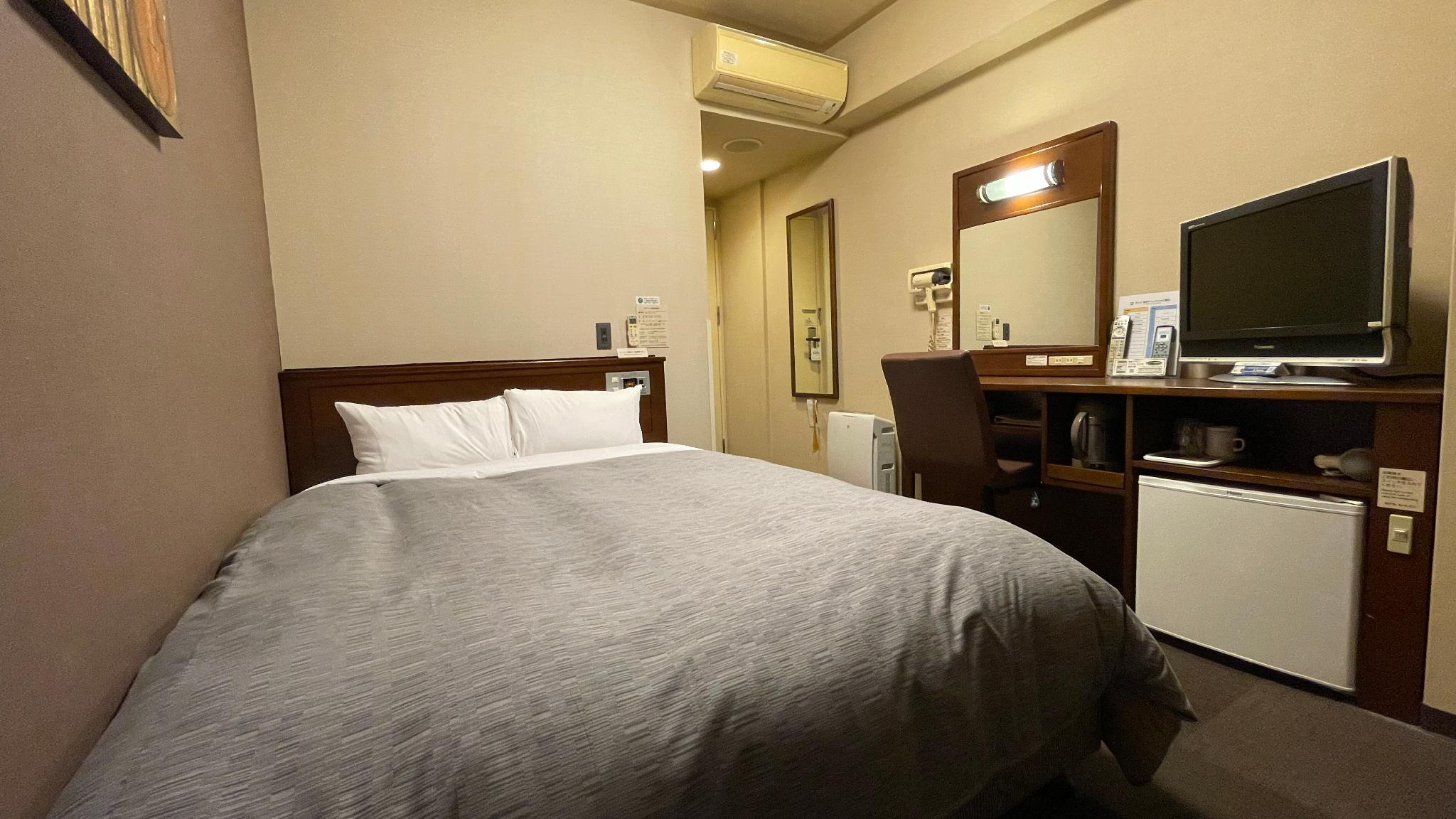 Semi Room, Exclusive, Semi Double Bed, Smoking