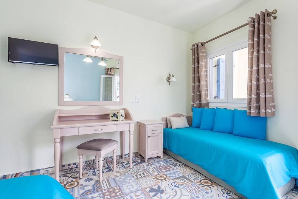 Stafylos Suites Boutique Hotel 26/50
