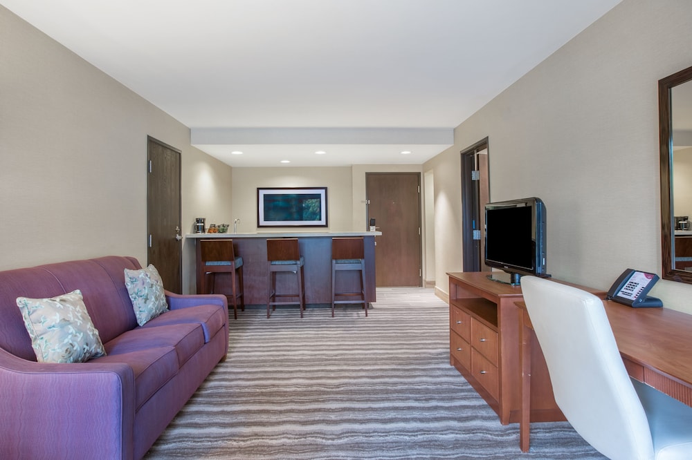 AC Hotel By Marriott Portland Lake Oswego 40/68