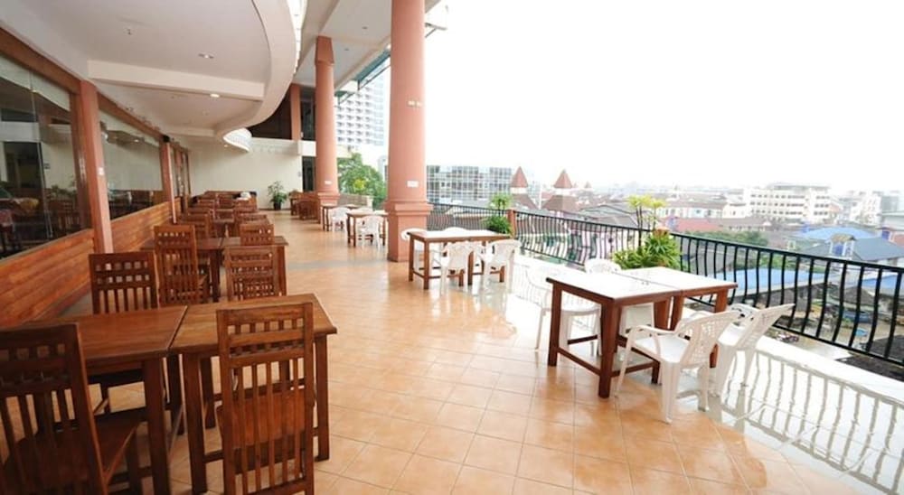 Bel Aire Patong Resort 42/54