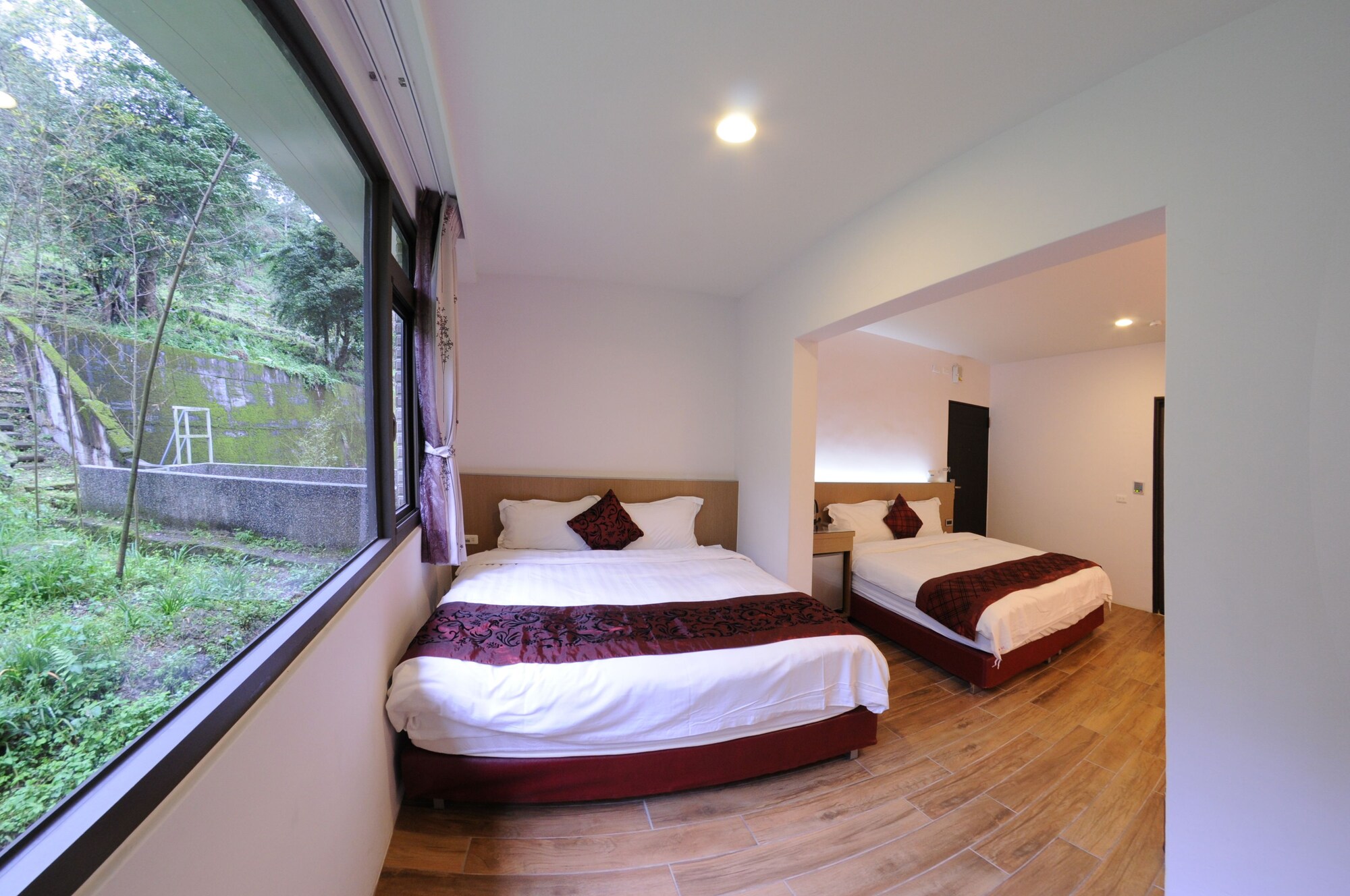 COMFORT, QUADRUPLE, MOUNTAIN VIEW