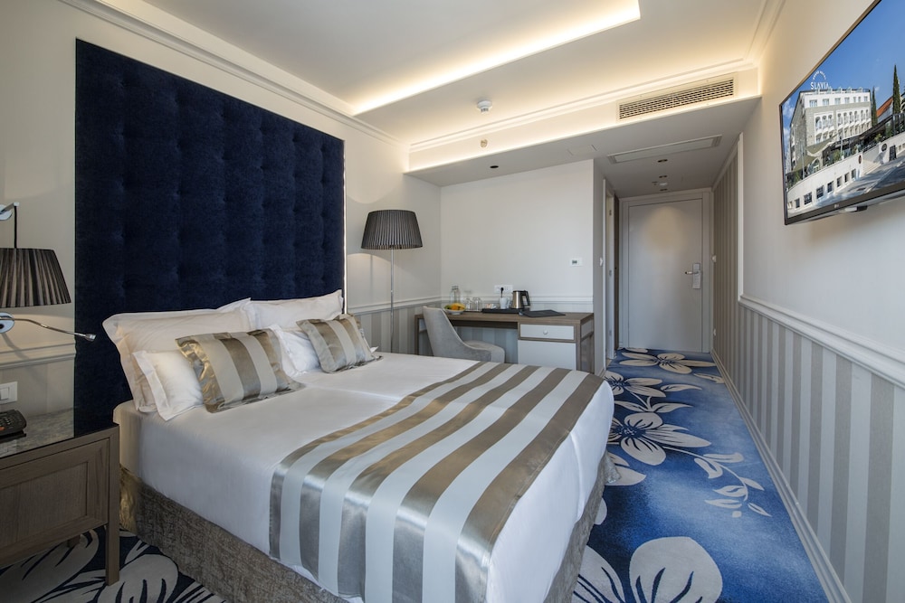 Grand Hotel Slavia 28/69